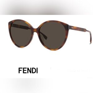 FENDİ women’s sunglasses new